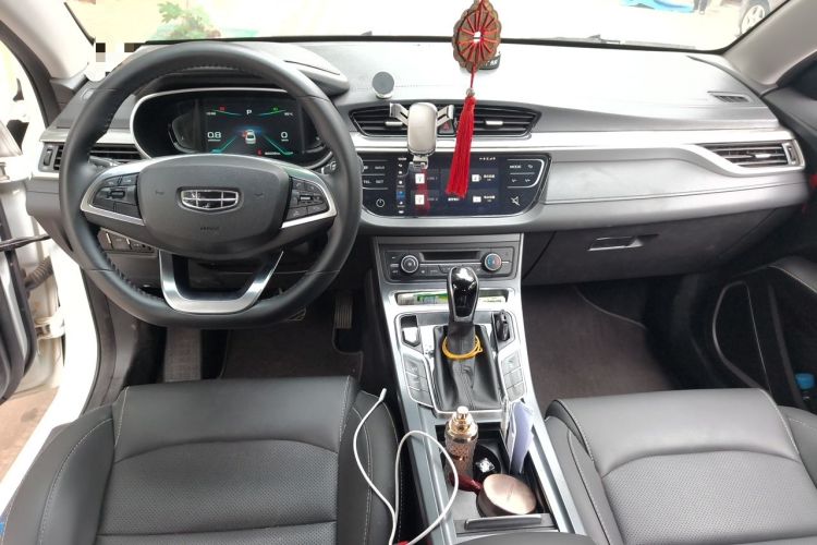 Used Geely Auto Emgrand 2019 Leading Edition 1.5L CVT Upward Asian Games Edition China VI Center Console