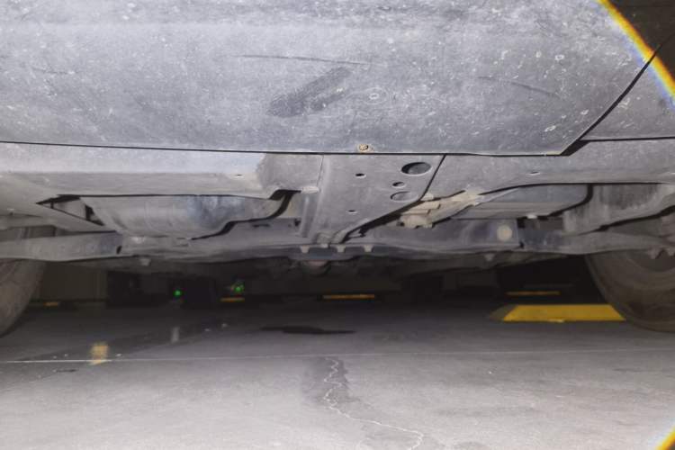 Used Geely Auto Emgrand 2019 Leading Edition 1.5L CVT Luxury Model China VI Standard Chassis Front