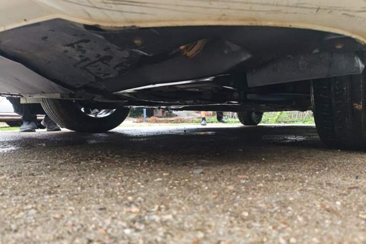 Used Geely Auto Emgrand 2019 Leading Edition 1.5L CVT Upward Connectivity Model China V Standard Chassis Front Left