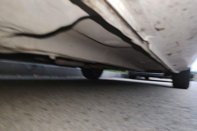 Used Geely Auto Emgrand 2019 Leading Edition 1.5L CVT Upward-Connected Model China VI Standard Chassis Front Left
