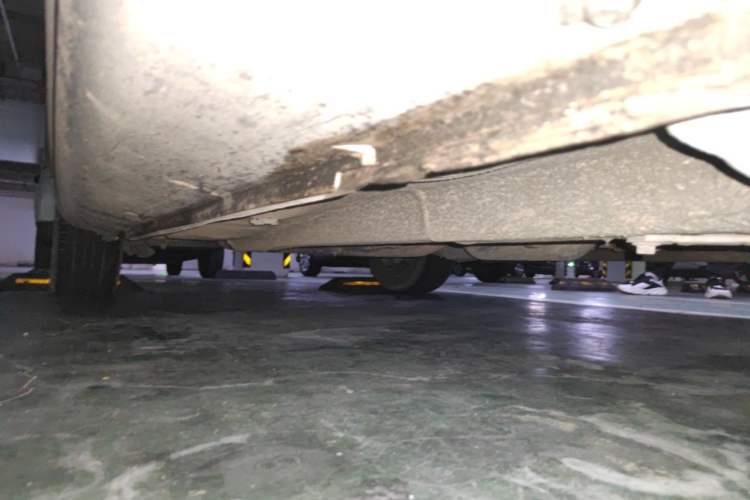 Used Geely Auto Emgrand 2019 Leading Edition 1.5L CVT Upward-Connected Model China VI Standard Chassis Front Right