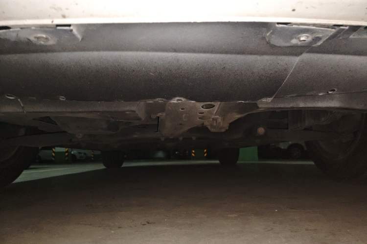 Used Geely Auto Emgrand 2019 Leading Edition 1.5L Manual Upgraded Connectivity Model China V Standard Chassis Front