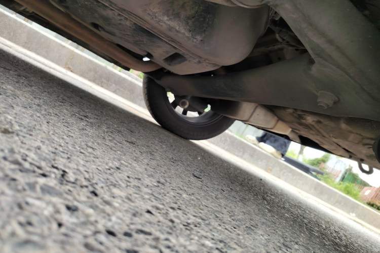 Used Geely Auto Emgrand 2019 Leading Edition 1.5L CVT Upward-Connected Model China VI Standard Chassis Rear Left