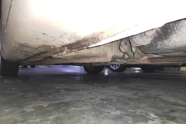 Used Geely Auto Emgrand 2019 Leading Edition 1.5L CVT Upward-Connected Model China VI Standard Chassis Rear Left