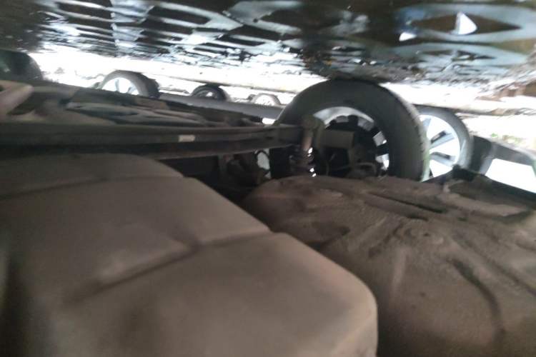 Used Geely Auto Emgrand 2019 Leading Edition 1.5L CVT Upward-Connected Model China VI Standard Chassis Rear Right