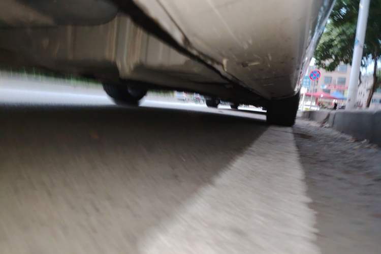 Used Geely Auto Emgrand 2019 Leading Edition 1.5L CVT Upward-Connected Model China VI Standard Chassis Rear Right