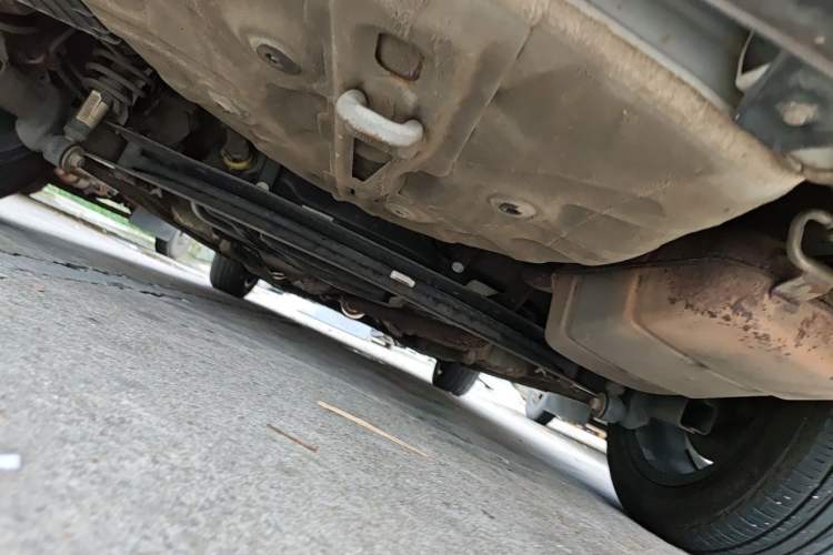 Used Geely Auto Emgrand 2019 Leading Edition 1.5L CVT Upward-Connected Model China VI Standard Chassis Rear