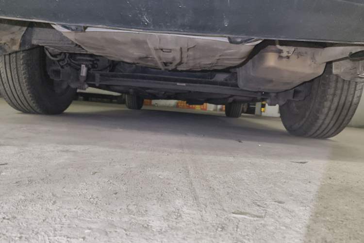 Used Geely Auto Emgrand 2019 Leading Edition 1.5L CVT Luxury Model China VI Standard Chassis Rear