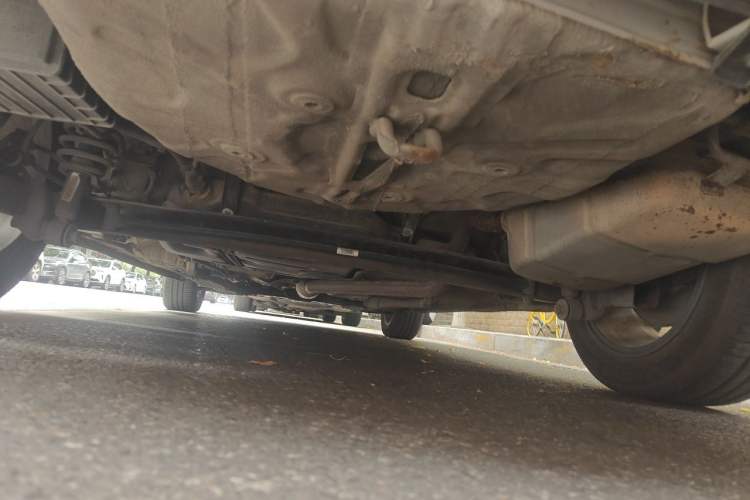 Used Geely Auto Emgrand 2019 Leading Edition 1.5L CVT Upward-Connected Model China VI Standard Chassis Rear