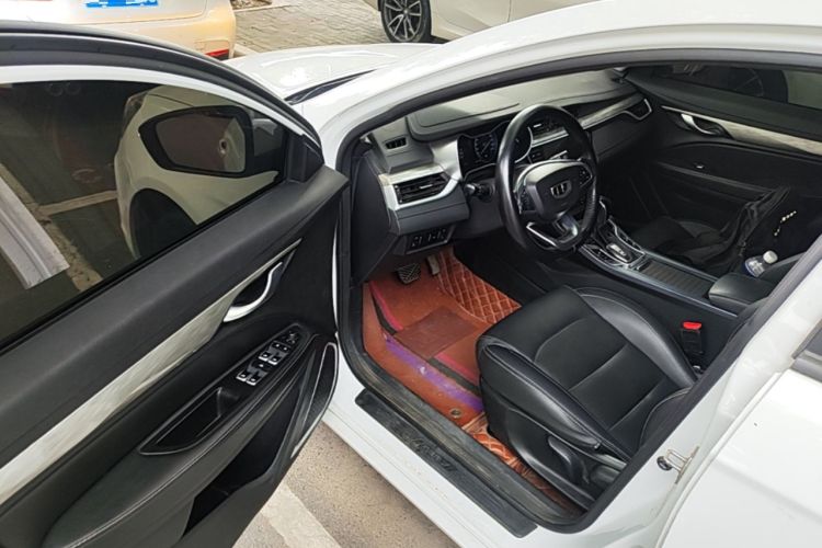 Used Geely Auto Emgrand 2019 Leading Edition 1.5L CVT Luxury Model China VI Standard Driver Seat