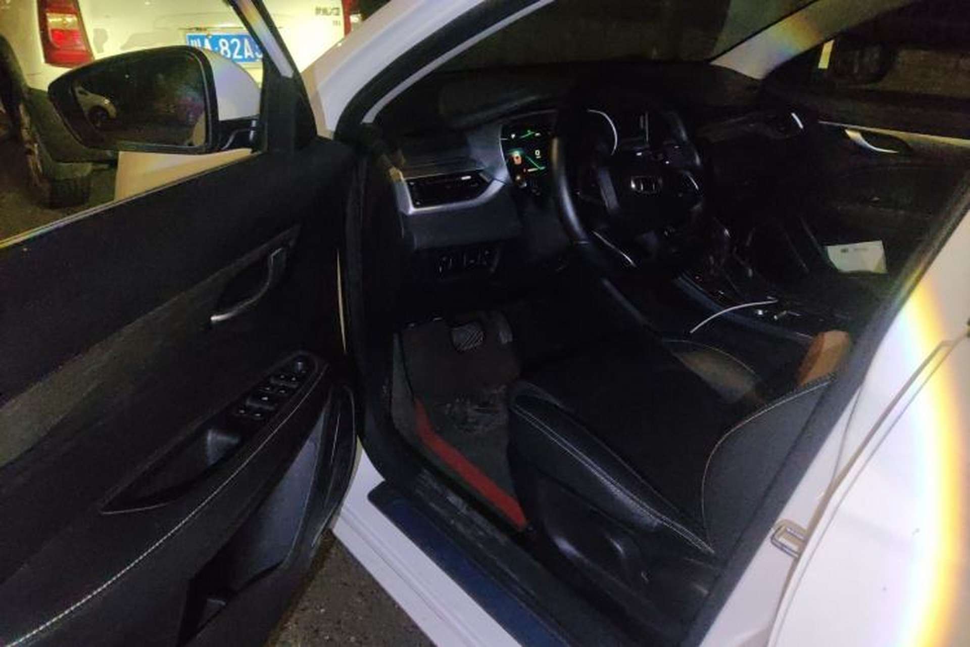 Used Geely Auto Emgrand 2019 Leading Edition 1.5L CVT Upward-Connected Model China VI Standard Driver Seat