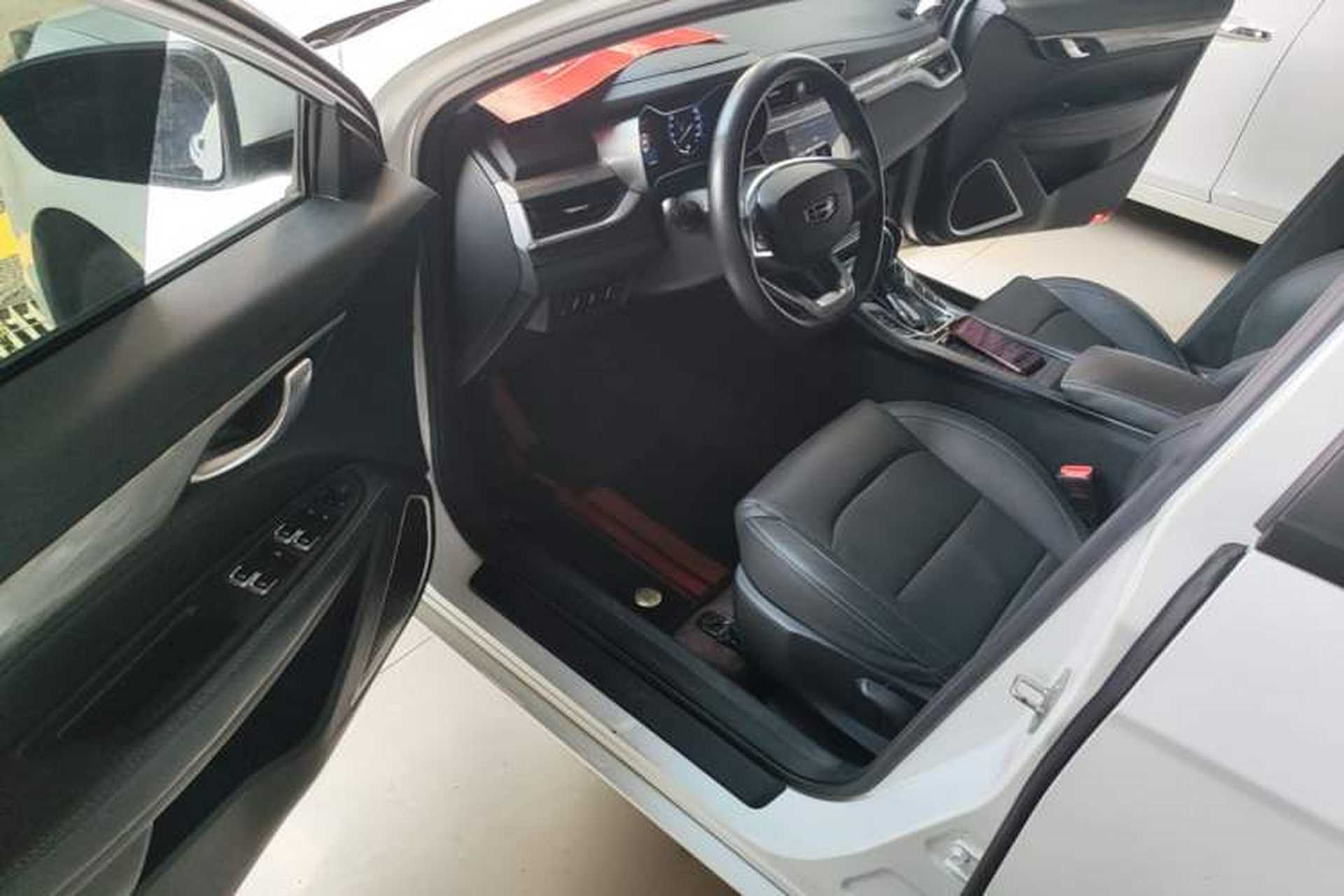 Used Geely Auto Emgrand 2019 Leading Edition 1.5L CVT Luxury Model China VI Standard Driver Seat