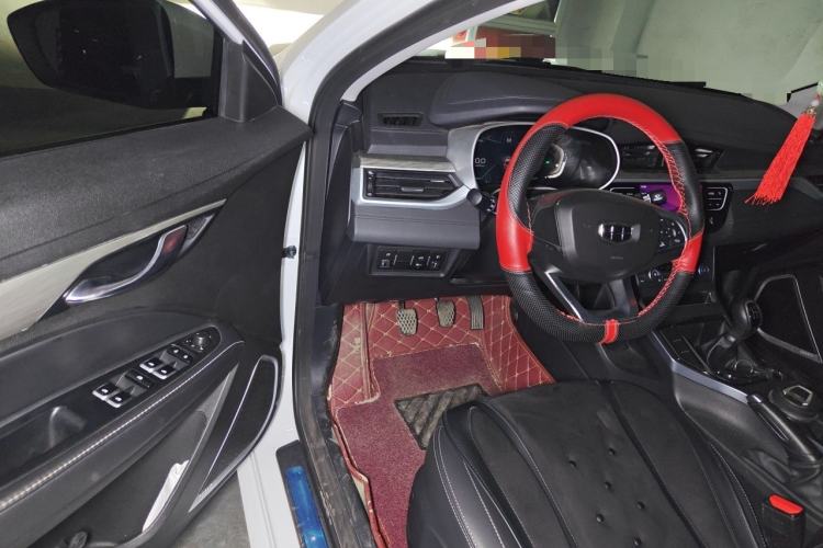 Used Geely Auto Emgrand 2019 Leading Edition 1.5L Manual Upgraded Connectivity Model China VI Standard Driver Seat