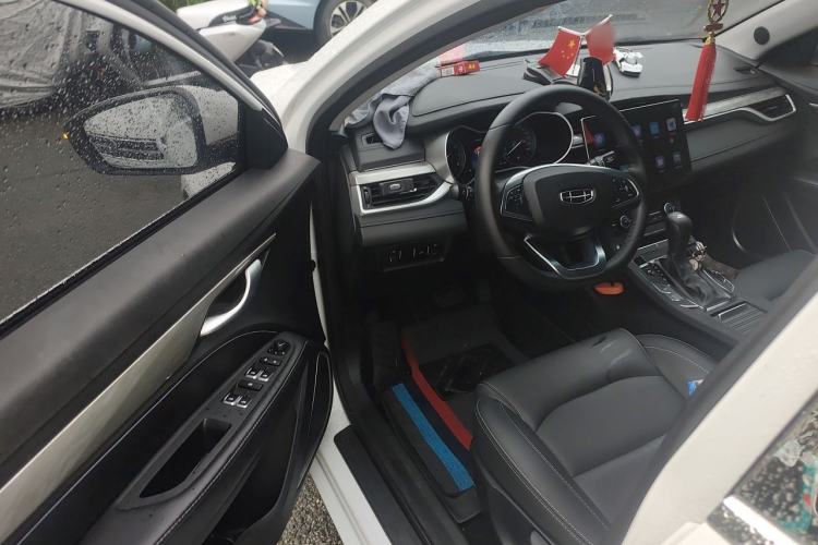Used Geely Auto Emgrand 2019 Leading Edition 1.5L CVT Luxury Model China VI Standard Driver Seat