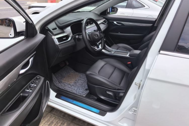 Used Geely Auto Emgrand 2019 Leading Edition 1.5L CVT Upward-Connected Model China VI Standard Driver Seat
