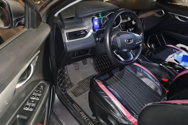 Used Geely Auto Emgrand 2019 Leading Edition 1.5L Manual Upgraded Connectivity Model China VI Standard Driver Seat