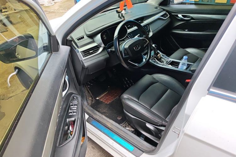 Used Geely Auto Emgrand 2019 Leading Edition 1.5L CVT Upward-Connected Model China VI Standard Driver Seat