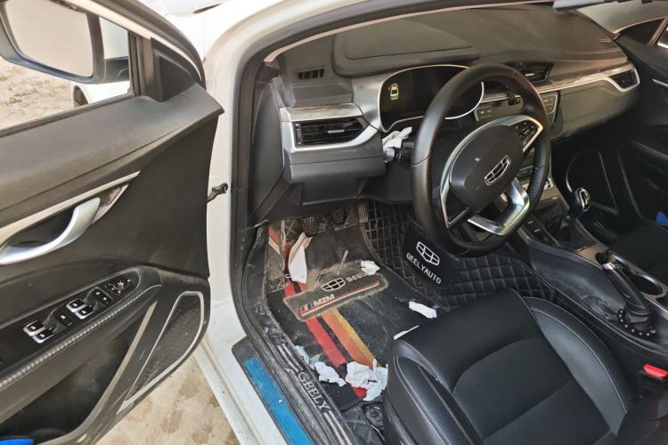 Used Geely Auto Emgrand 2019 Leading Edition 1.5L Manual Upward Asian Games Edition China VI Driver Seat