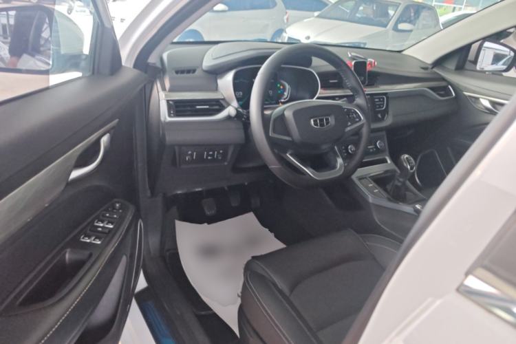 Used Geely Auto Emgrand 2019 Leading Edition 1.5L Manual Upgraded Connectivity Model China VI Standard Driver Seat