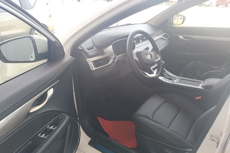Used Geely Auto Emgrand 2019 Leading Edition 1.5L CVT Upward-Connected Model China VI Standard Driver Seat