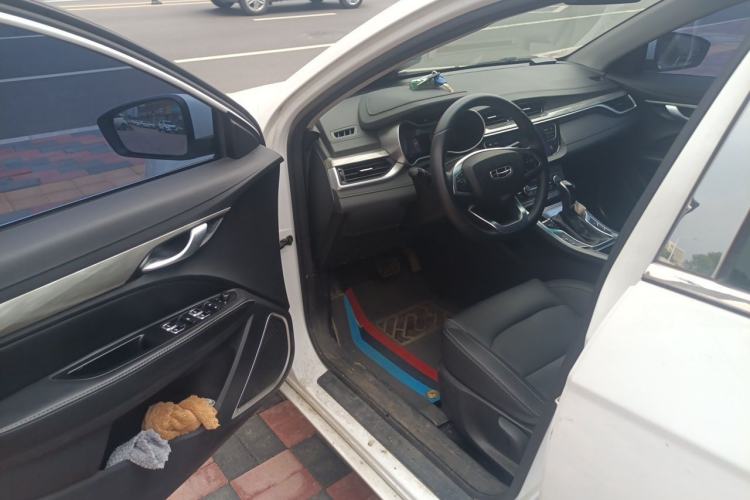 Used Geely Auto Emgrand 2019 Leading Edition 1.5L CVT Luxury Model China VI Standard Driver Seat