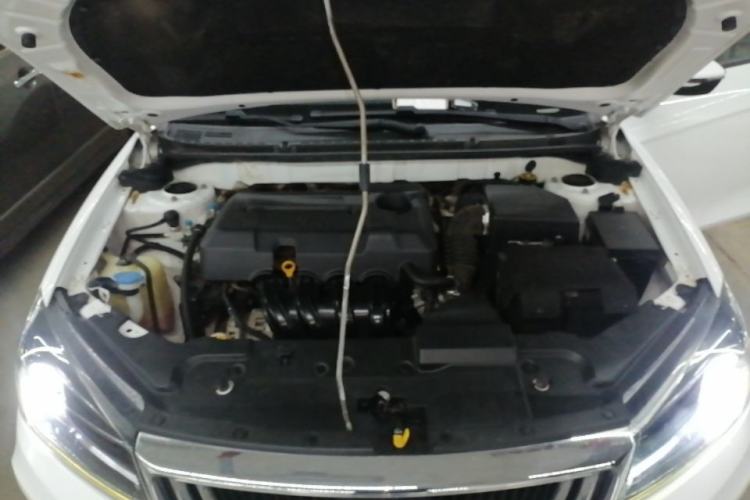 Used Geely Auto Emgrand 2019 Leading Edition 1.5L Manual Luxury Model China VI Standard Engine Bay