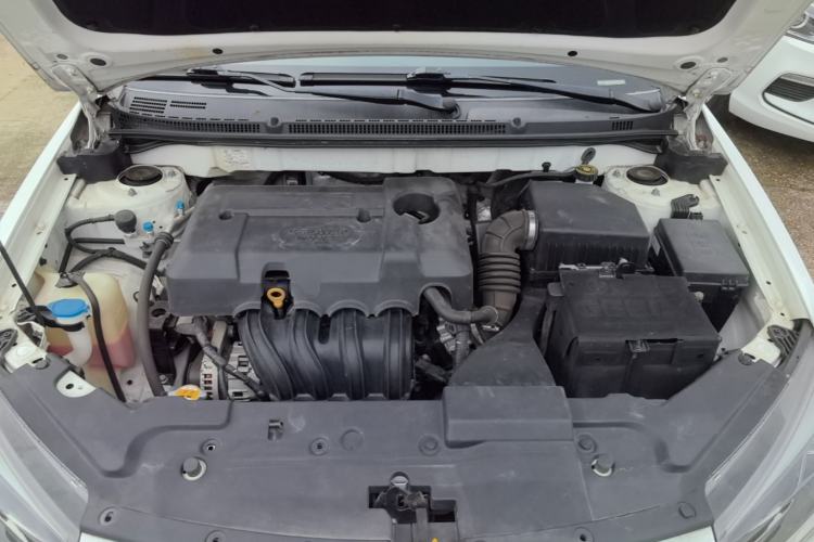 Used Geely Auto Emgrand 2019 Leading Edition 1.5L Manual Luxury Model China VI Standard Engine Bay