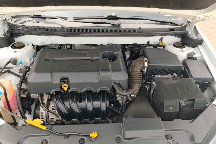Used Geely Auto Emgrand 2019 Leading Edition 1.5L Manual Luxury Model China VI Standard Engine Bay