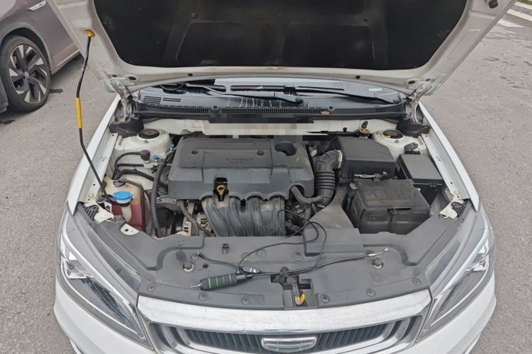 Used Geely Auto Emgrand 2019 Leading Edition 1.5L Manual Upgraded Connectivity Model China VI Standard Engine Bay