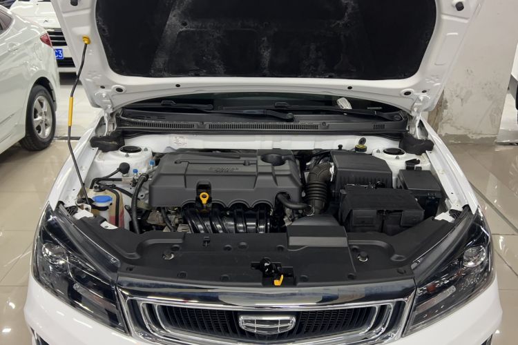 Used Geely Auto Emgrand 2019 Leading Edition 1.5L Manual Luxury Model China VI Standard Engine Bay