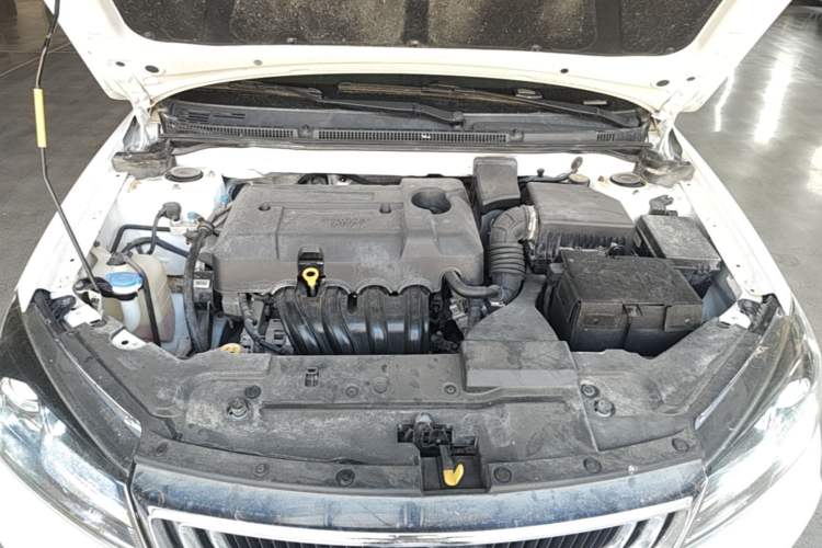 Used Geely Auto Emgrand 2019 Leading Edition 1.5L CVT Luxury Model China VI Standard Engine Bay