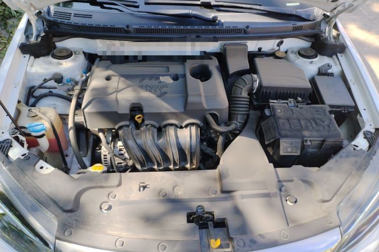 Used Geely Auto Emgrand 2019 Leading Edition 1.5L CVT Upward-Connected Model China VI Standard Engine Bay