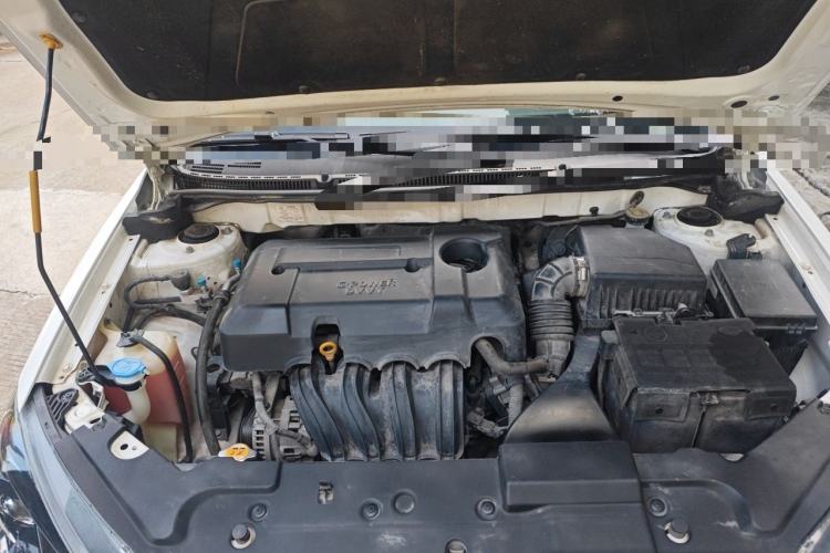 Used Geely Auto Emgrand 2019 Leading Edition 1.5L Manual Luxury Model China V Standard Engine Bay