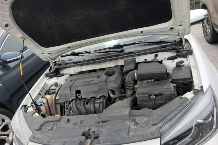 Used Geely Auto Emgrand 2019 Leading Edition 1.5L CVT Luxury Model China VI Standard Engine Bay