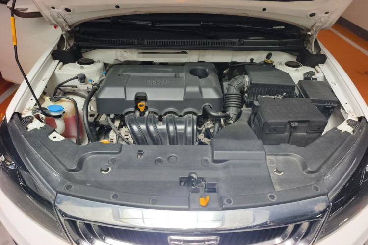 Used Geely Auto Emgrand 2019 Leading Edition 1.5L Manual Luxury Model China VI Standard Engine Bay