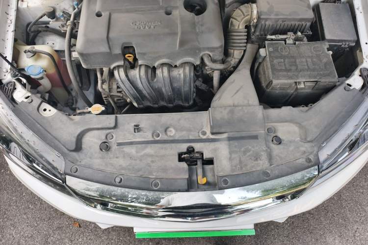 Used Geely Auto Emgrand 2019 Leading Edition 1.5L CVT Luxury Model China V Standard Engine Bay