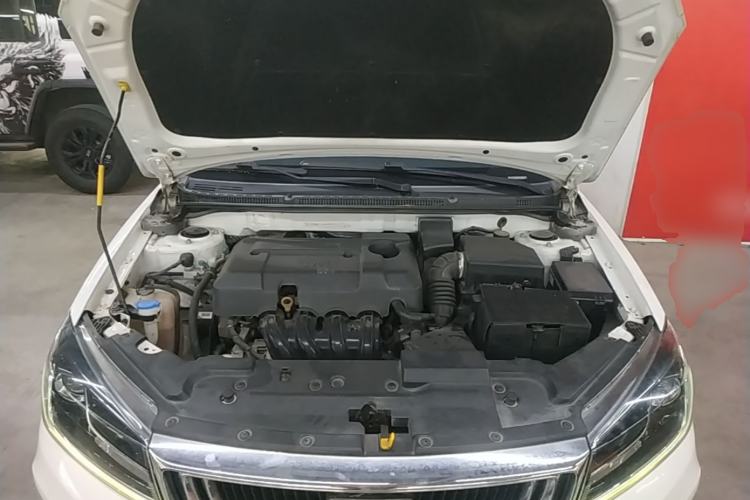 Used Geely Auto Emgrand 2019 Leading Edition 1.5L CVT Luxury Model China VI Standard Engine Bay