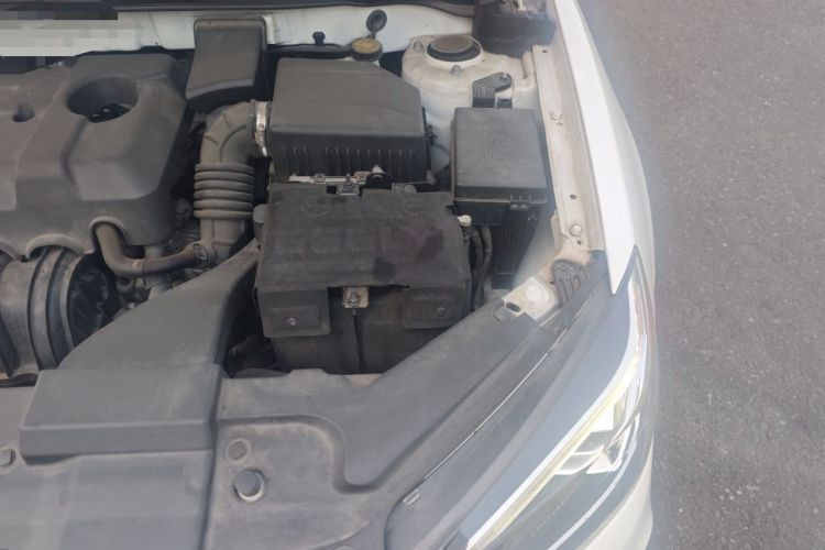 Used Geely Auto Emgrand 2019 Leading Edition 1.5L CVT Upward-Connected Model China VI Standard Engine Bay Left