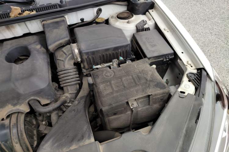 Used Geely Auto Emgrand 2019 Leading Edition 1.5L CVT Upward-Connected Model China VI Standard Engine Bay Left