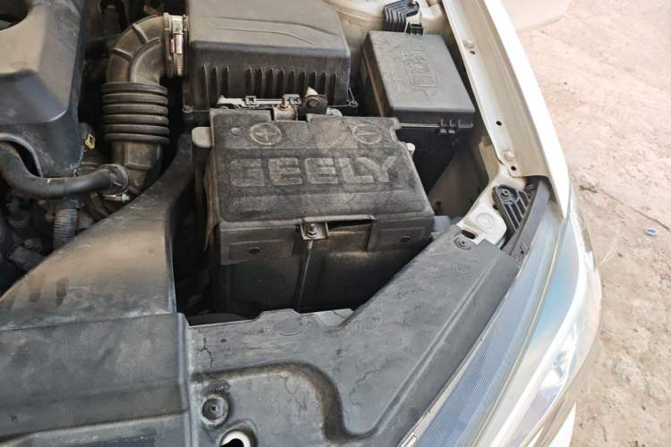 Used Geely Auto Emgrand 2019 Leading Edition 1.5L Manual Upward Asian Games Edition China VI Engine Bay Left