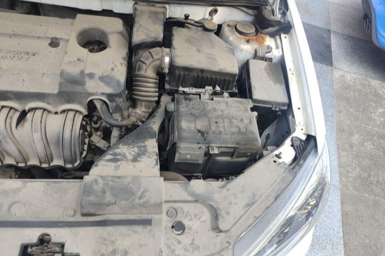 Used Geely Auto Emgrand 2019 Leading Edition 1.5L CVT Luxury Model China VI Standard Engine Bay Left