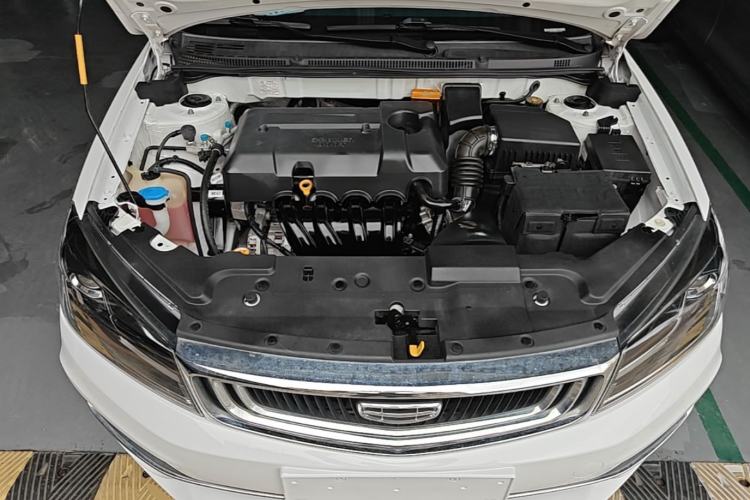 Used Geely Auto Emgrand 2019 Leading Edition 1.5L CVT Luxury Model China VI Standard Engine Bay