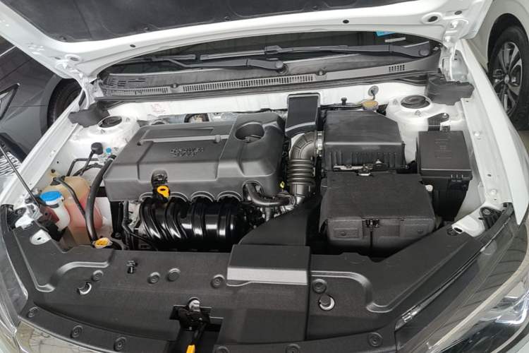 Used Geely Auto Emgrand 2019 Leading Edition 1.5L CVT Upward Asian Games Edition China VI Engine Bay