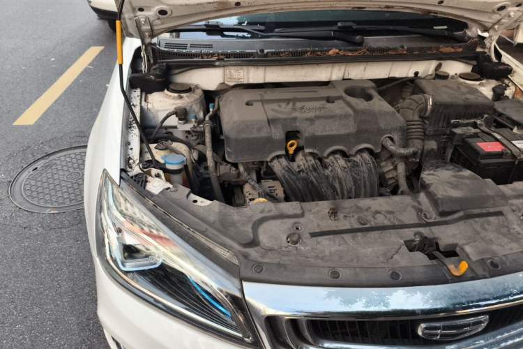 Used Geely Auto Emgrand 2019 Leading Edition 1.5L Manual Upgraded Connectivity Model China VI Standard Engine Bay Right
