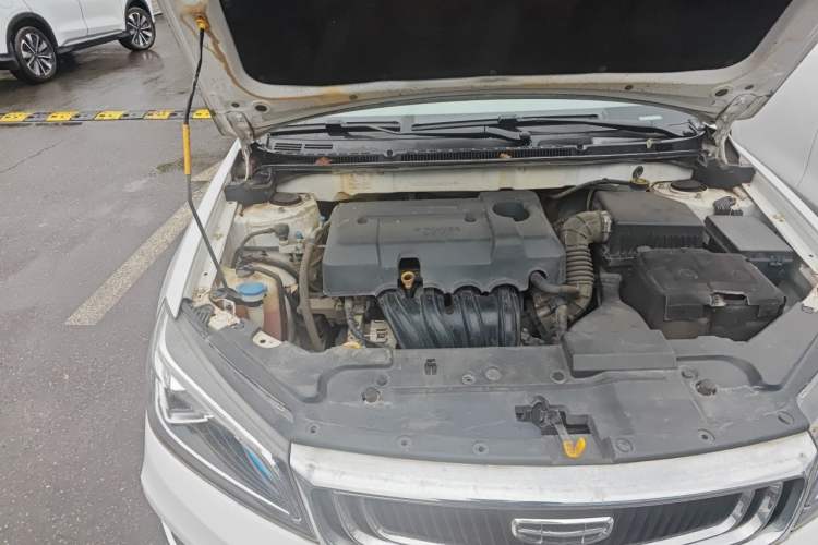 Used Geely Auto Emgrand 2019 Leading Edition 1.5L Manual Upgraded Connectivity Model China VI Standard Engine Bay Right