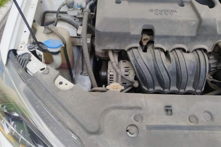 Used Geely Auto Emgrand 2019 Leading Edition 1.5L CVT Luxury Model China VI Standard Engine Bay Right