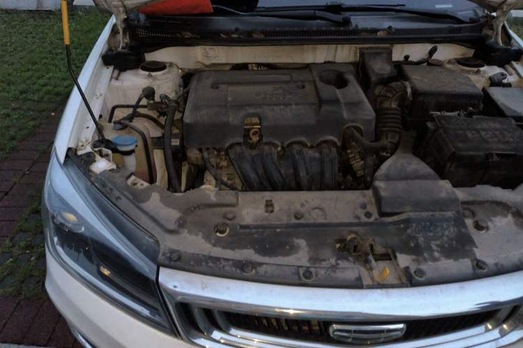 Used Geely Auto Emgrand 2019 Leading Edition 1.5L CVT Luxury Model China VI Standard Engine Bay Right