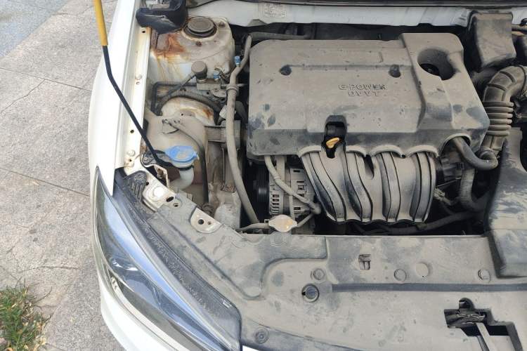 Used Geely Auto Emgrand 2019 Leading Edition 1.5L CVT Luxury Model China VI Standard Engine Bay Right