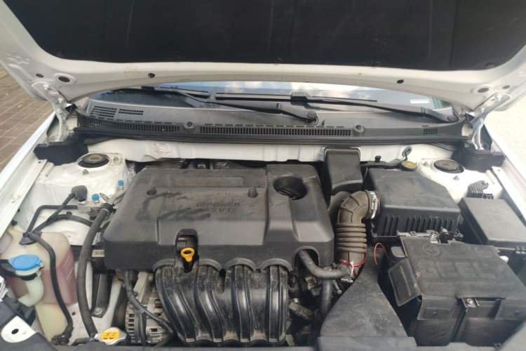 Used Geely Auto Emgrand 2019 Leading Edition 1.5L CVT Luxury Model China VI Standard Engine Bay