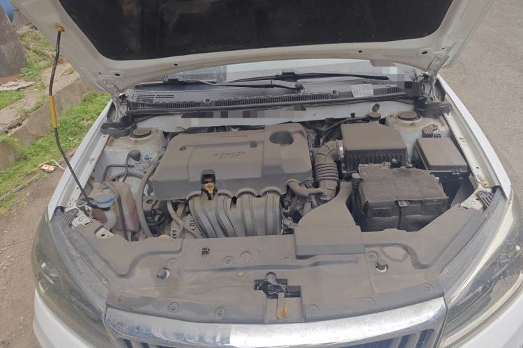 Used Geely Auto Emgrand 2019 Leading Edition 1.5L Manual Luxury Model China VI Standard Engine Bay